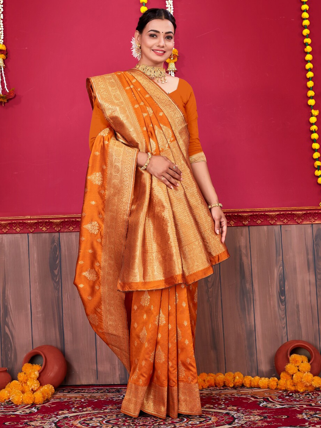 

trihut Ethnic Motifs Zari Silk Blend Banarasi Saree, Orange