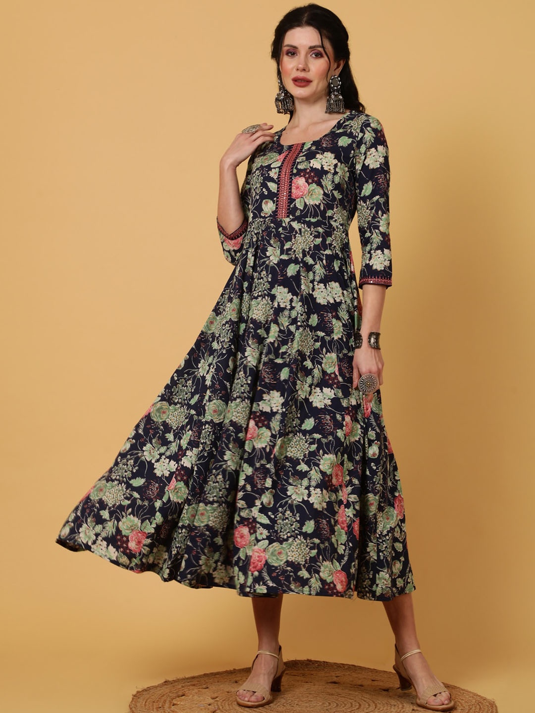 

GULMOHAR JAIPUR Women Floral Printed Thread Work Anarkali Kurta, Blue