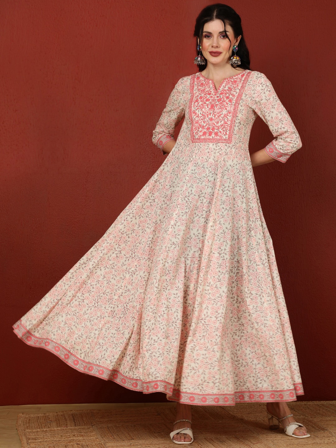 

GULMOHAR JAIPUR Women Ethnic Motifs Yoke Design Flared Sleeves Thread Work Anarkali Kurta, Off white