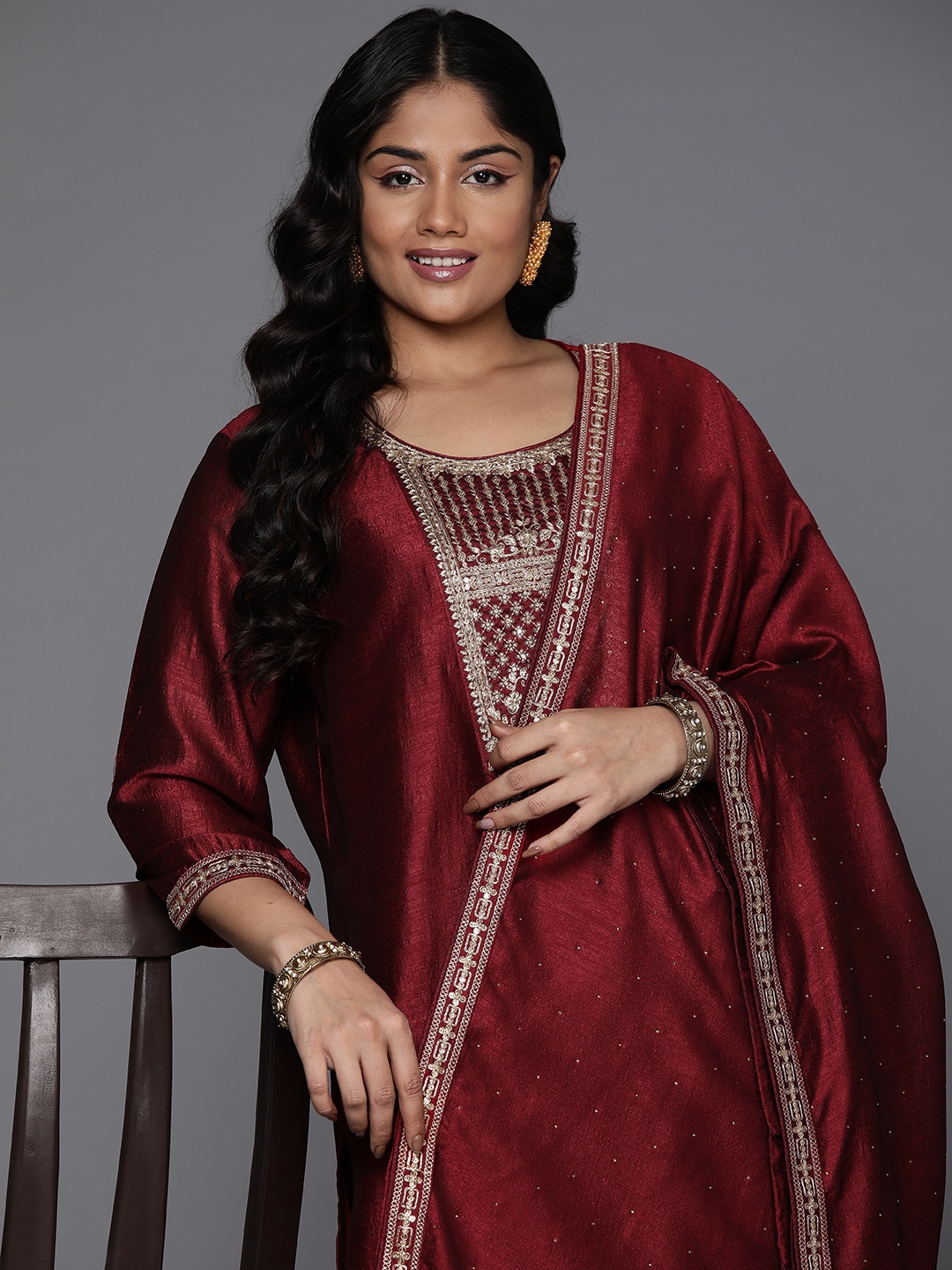 

Indo Era Women Floral Embroidered Regular Sequinned Kurta with Trousers & With Dupatta, Maroon