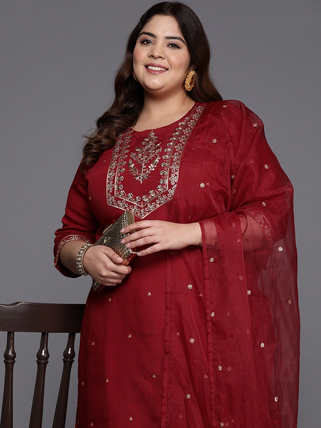 

Indo Era Women Plus Size Floral Yoke Design Regular Kurta with Trousers & With Dupatta, Maroon