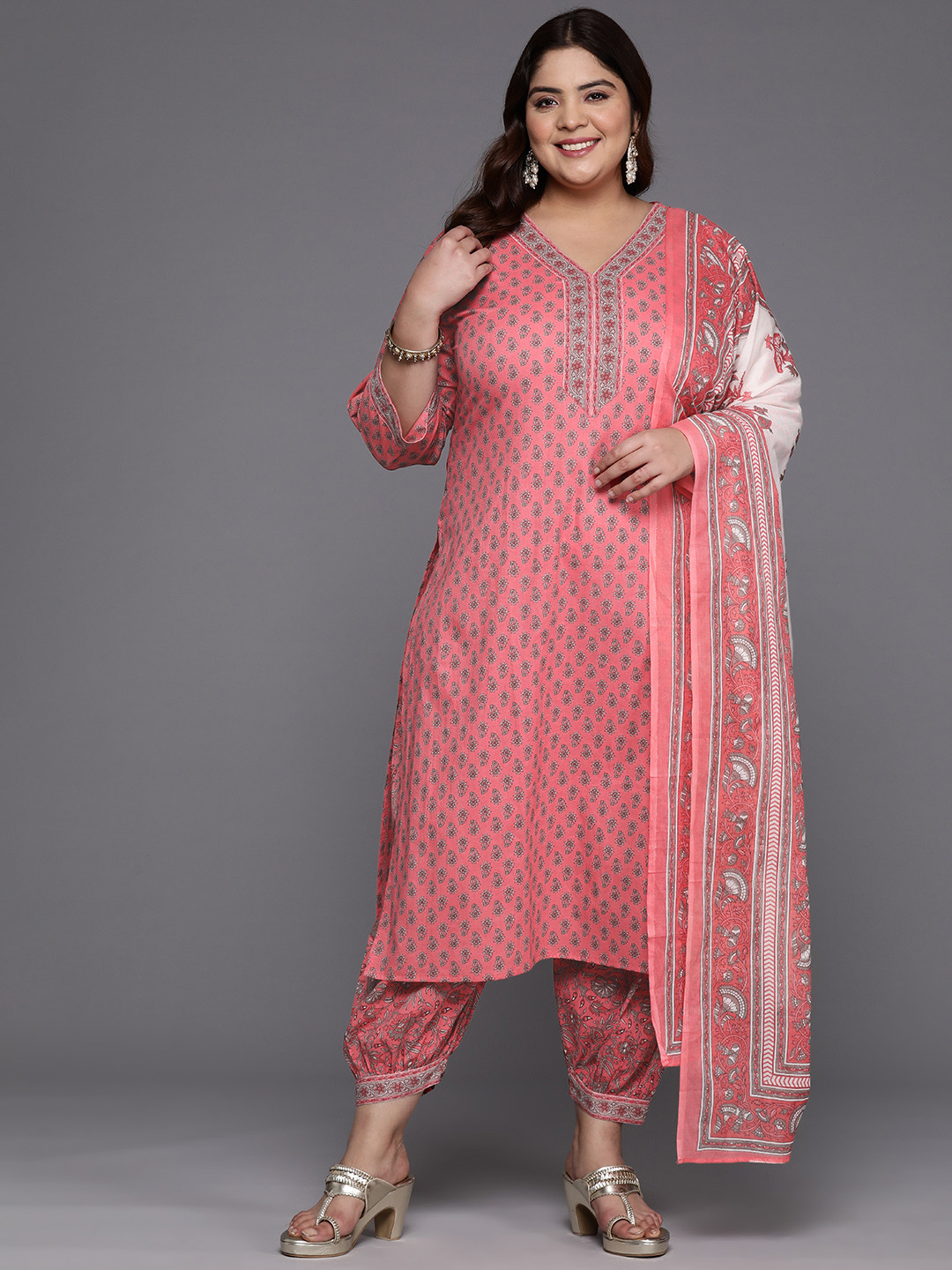 

Indo Era Women Plus Size Ethnic Motifs Printed Regular Cotton Kurta with Salwar & Dupatta, Pink