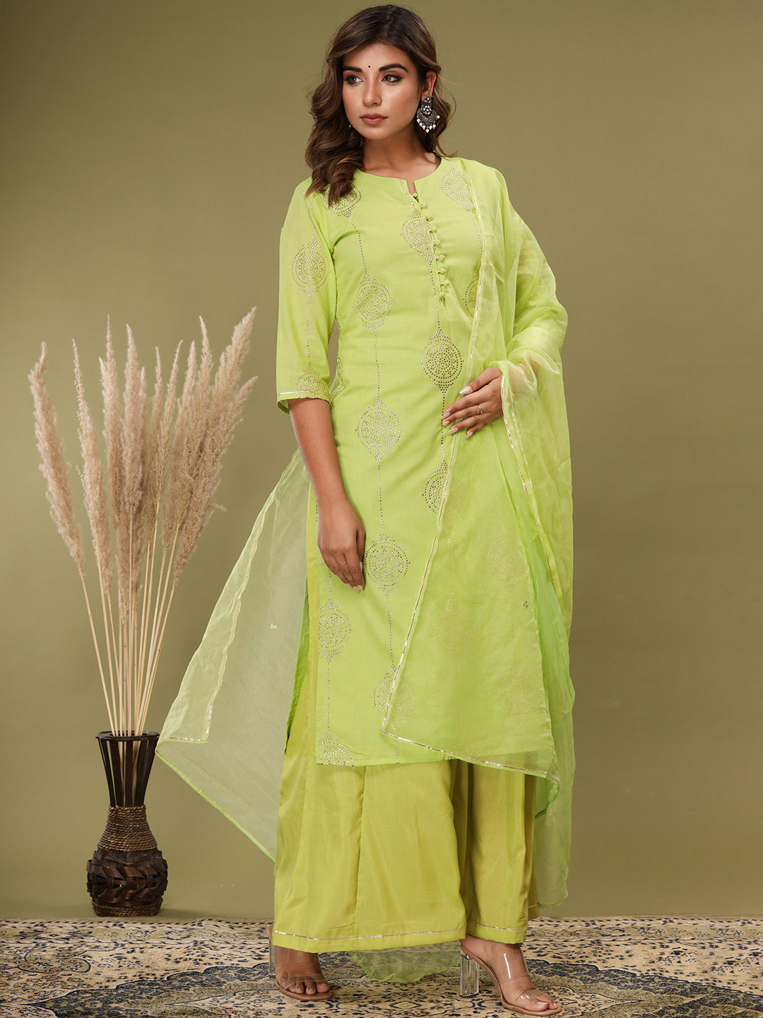 

AAYUMI Women Printed Regular Pure Cotton Kurta with Sharara & With Dupatta, Green