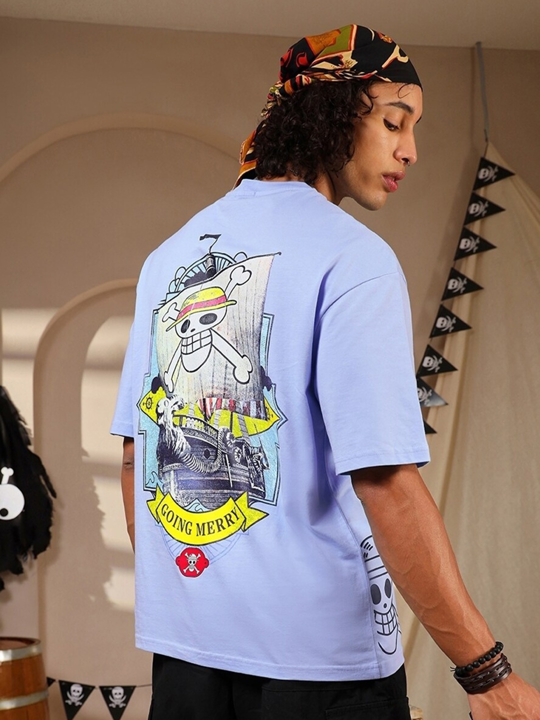 

Bewakoof One Piece Going Merry Graphic Oversized Cotton T-shirt, Blue