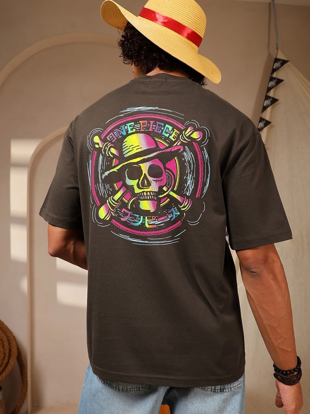 

Bewakoof One Piece Straw Hat Crew Graphic Oversized T-shirt, Brown