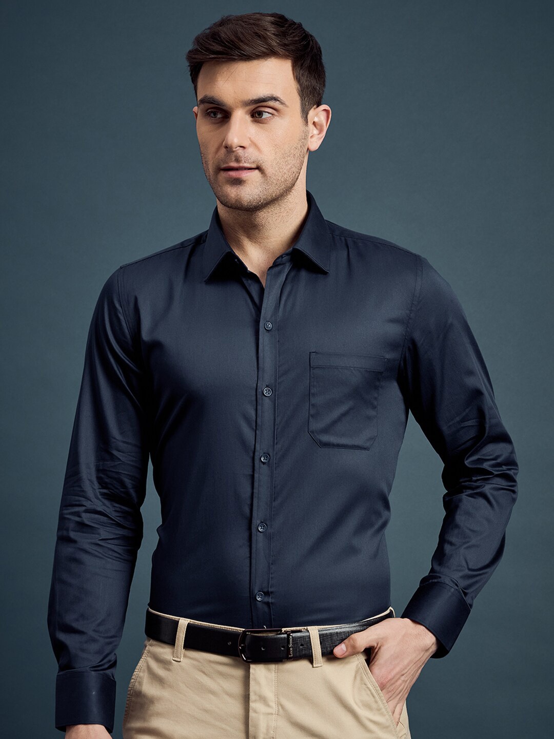

LOUIS STITCH Comfort Regular Fit Spread Collar Pure Cotton Formal Shirt, Navy blue