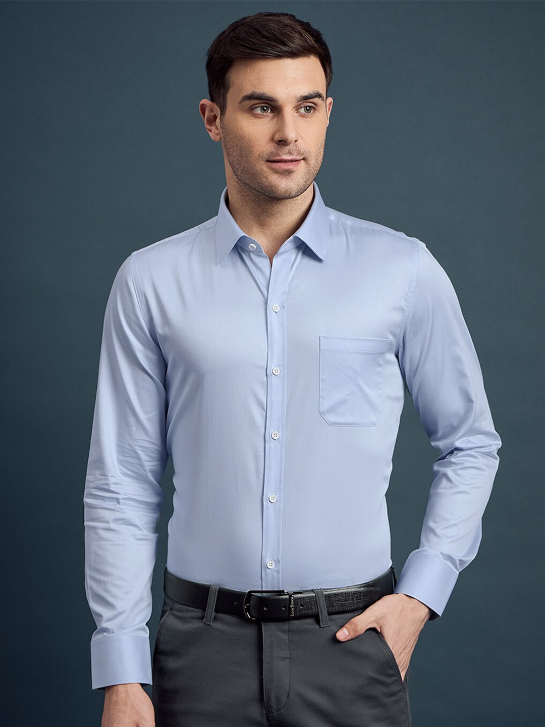 

LOUIS STITCH Comfort Fit Spread Collar Long Sleeves Cotton Formal Shirt, Blue