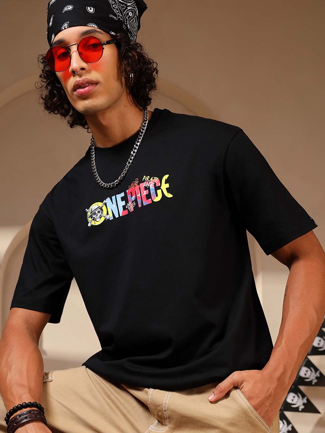 

Bewakoof American Pima One Piece Graphic Oversized T-shirt, Black