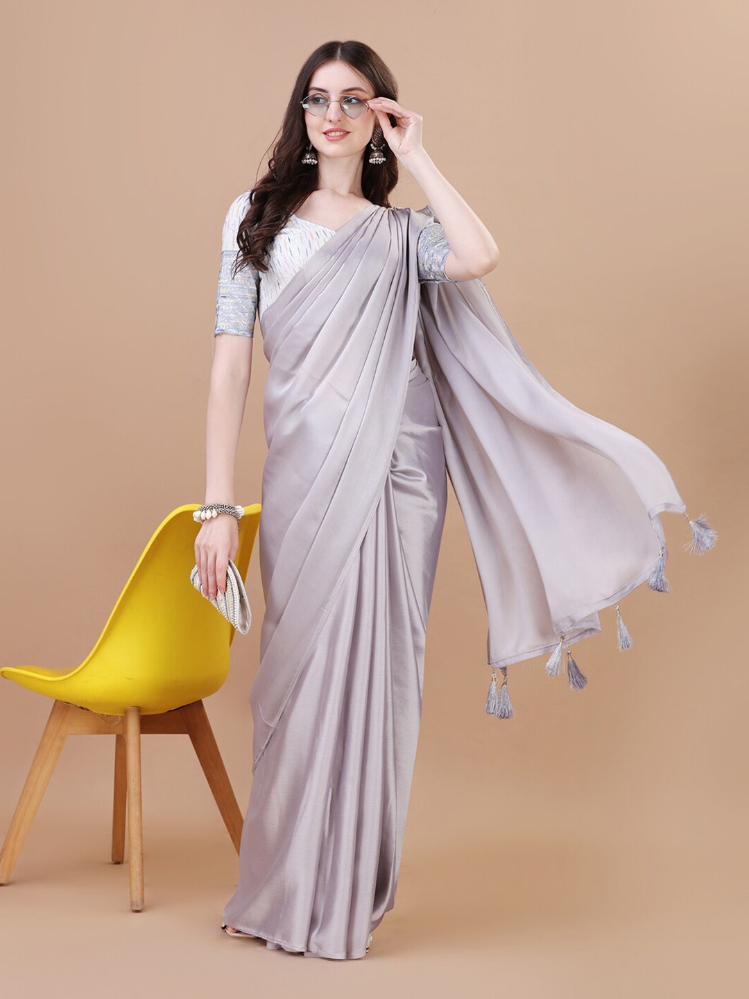 

VIRICA Pure Crepe Saree, Grey