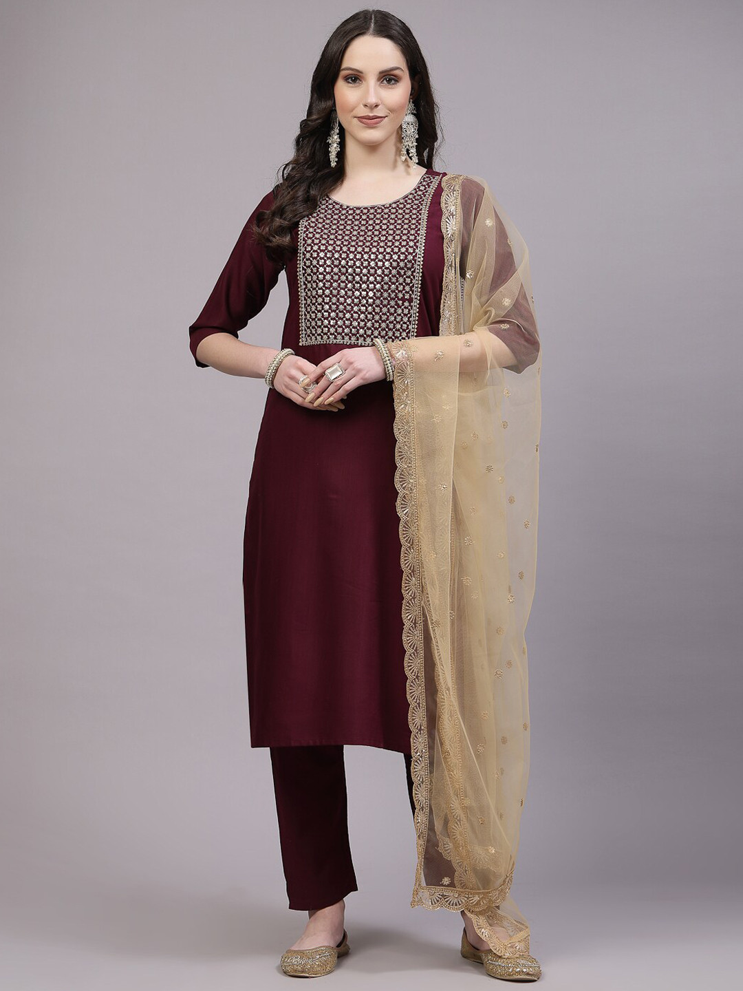

BAESD Women Floral Embroidered Regular Sequinned Kurta with Trousers & With Dupatta, Maroon