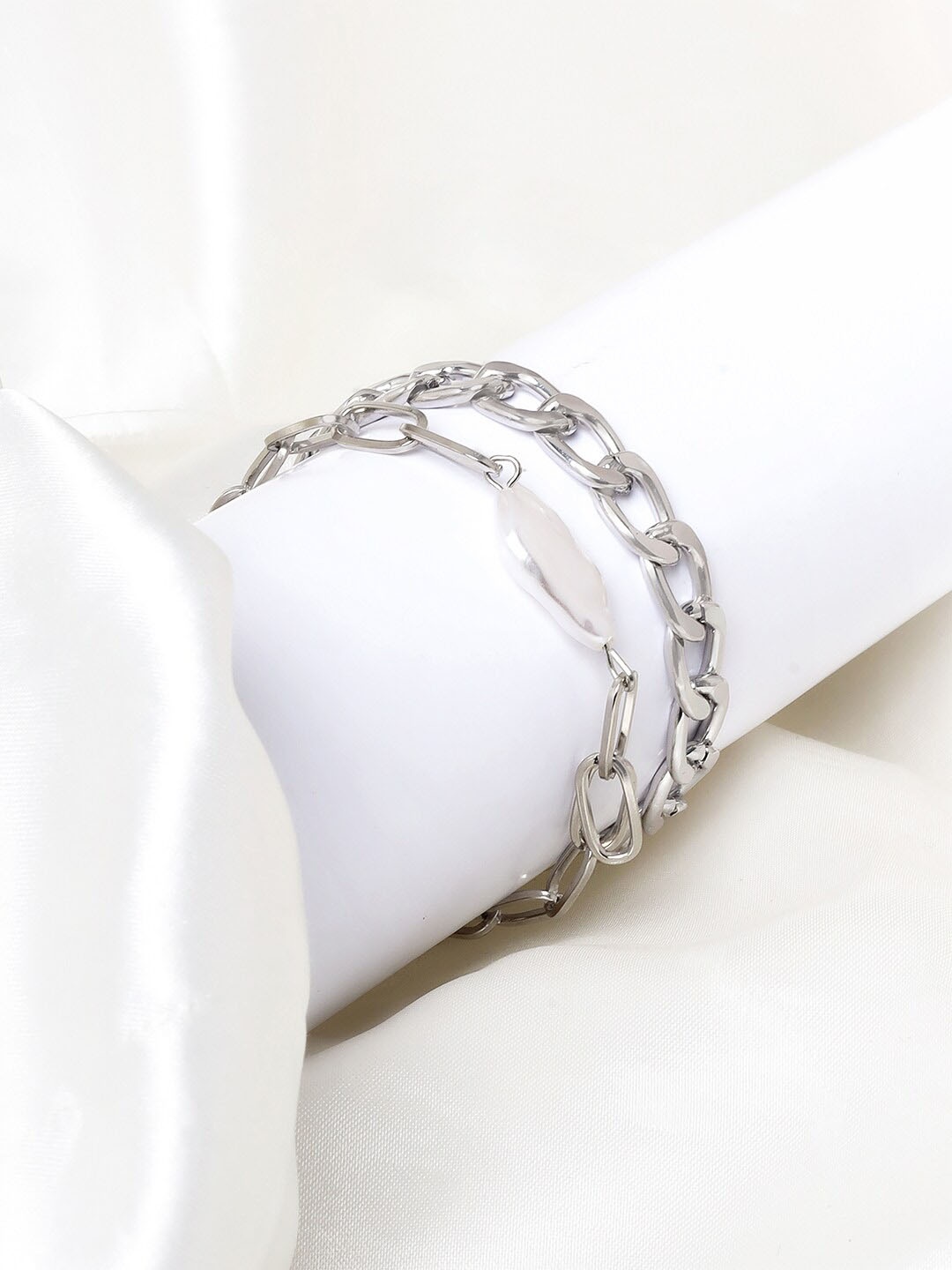 

JOKER & WITCH Women 2 Pearls Silver-Plated Wraparound Bracelet