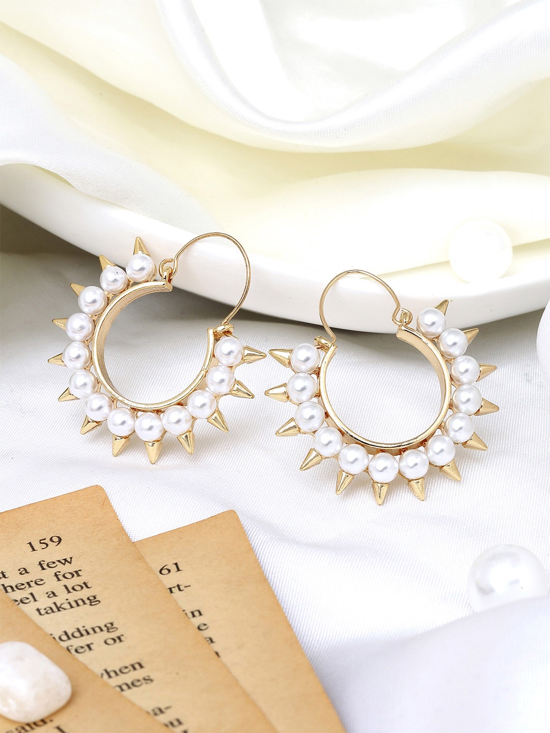 

JOKER & WITCH Contemporary Hoop Earrings, Gold
