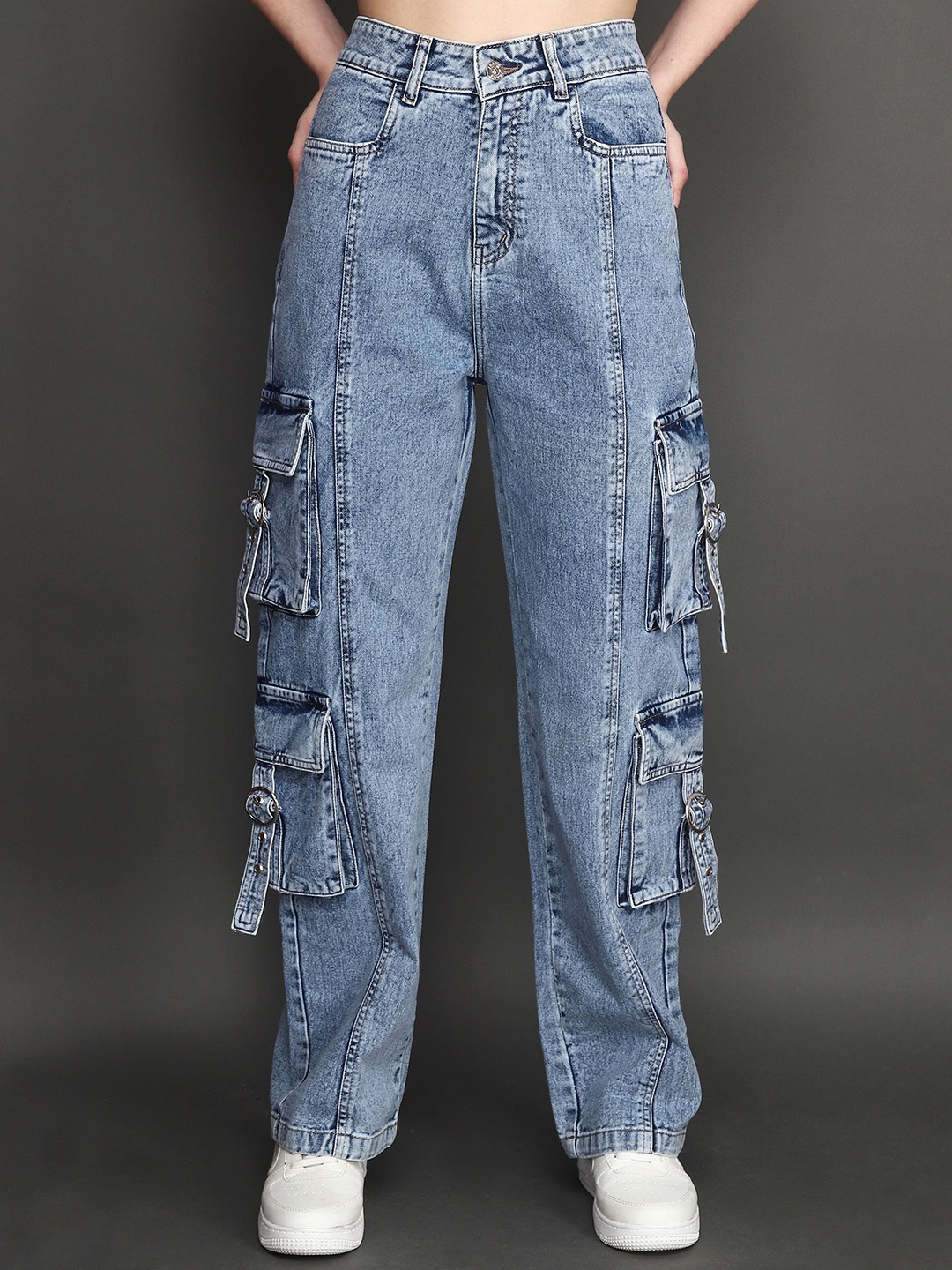 

Albion Women Straight Fit Mildly Distressed Stretchable Jeans, Blue