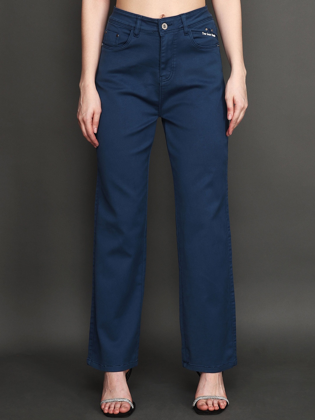 

Albion Women Straight Fit Clean Look Cotton & Denim Jeans, Blue