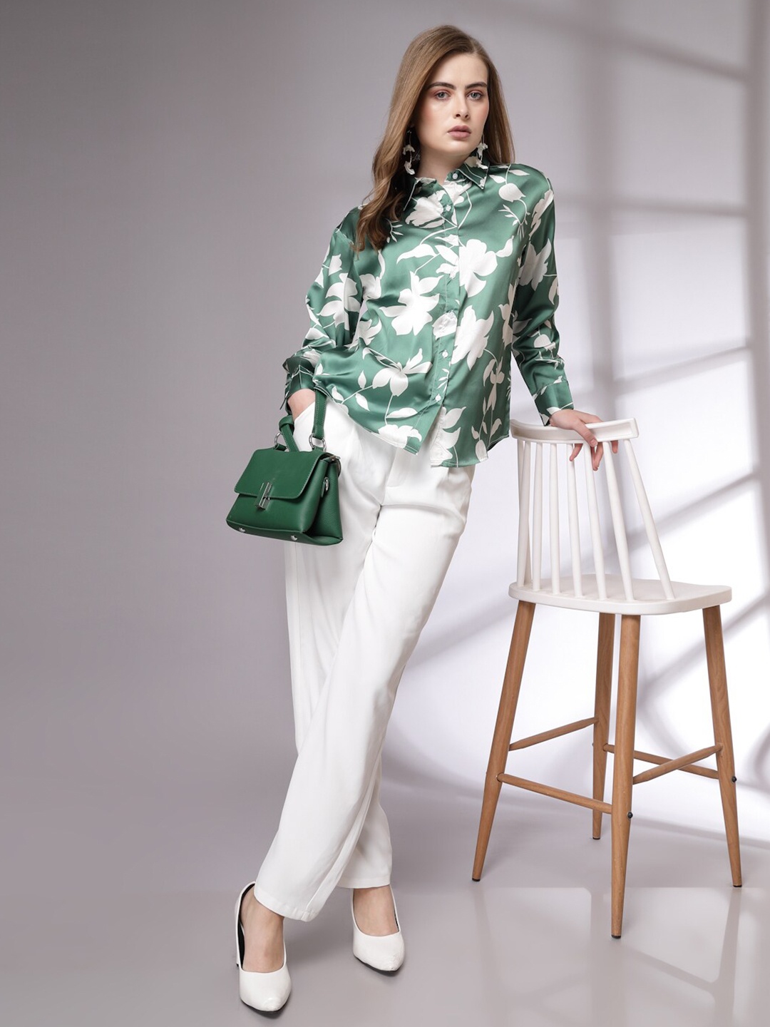 

Freehand by The Indian Garage Co Floral Printed Casual Shirt, Green