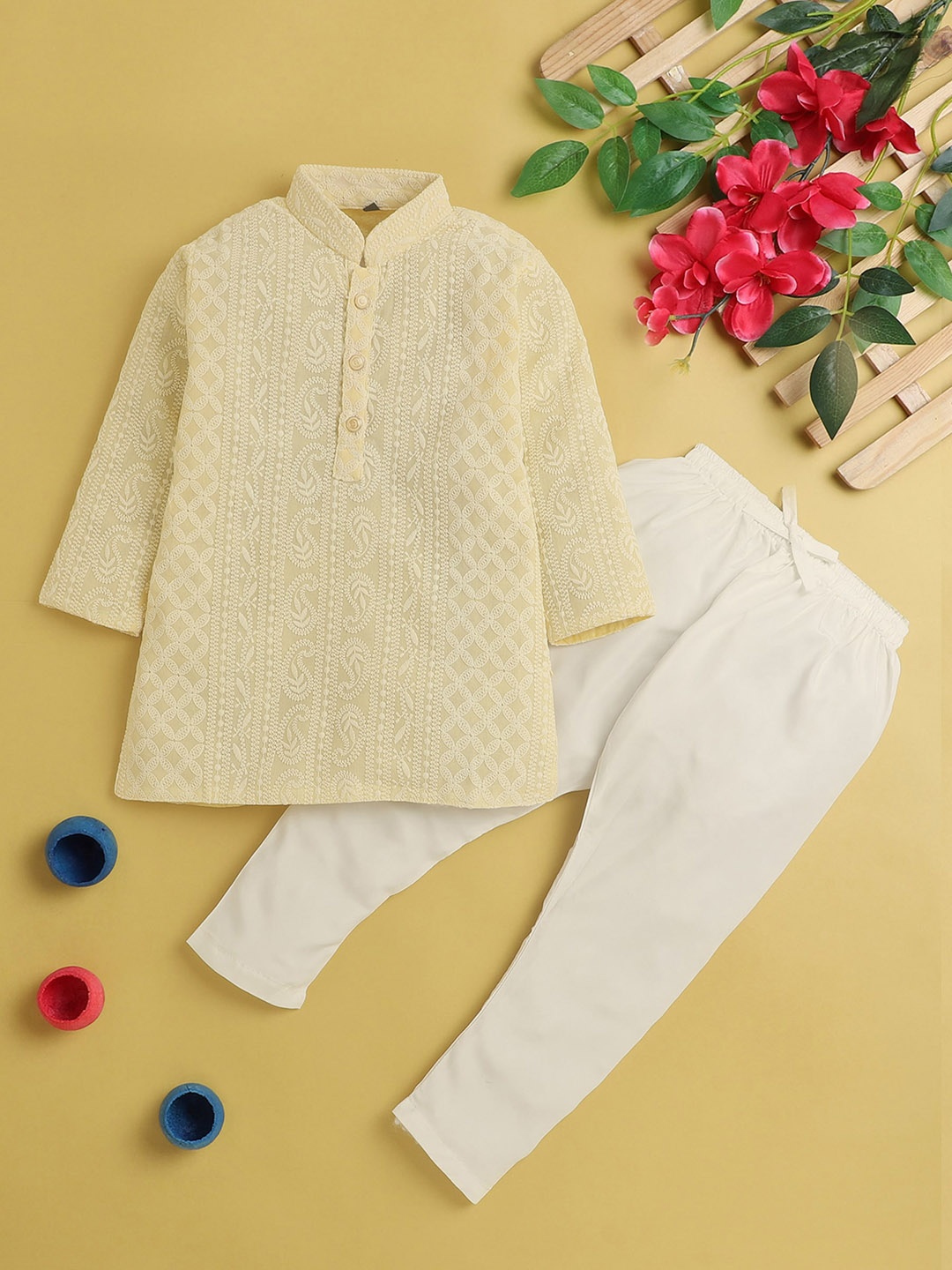 

Jeetethnics Boys Ethnic Motifs Embroidered Regular Thread Work Kurta with Pyjamas, Yellow
