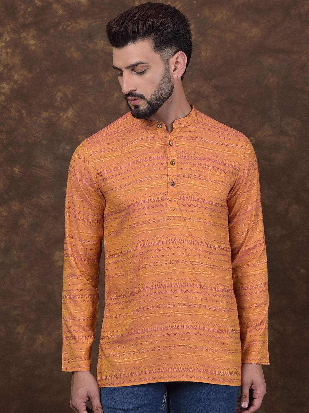 

DEYANN Men Thread Work Kurta, Yellow