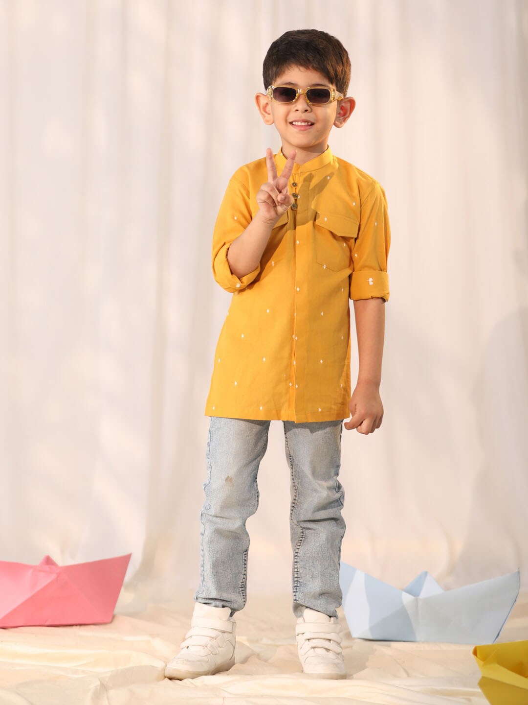 

VASTRAMAY Boys Premium Opaque Printed Casual Shirt, Mustard