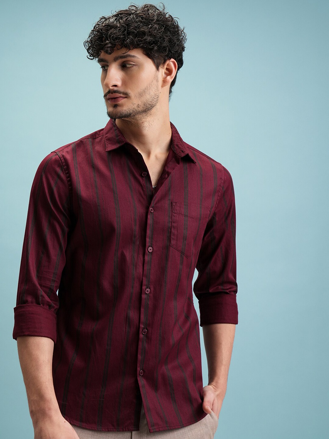 

Highlander Men Striped Slim Fit Shirt, Maroon