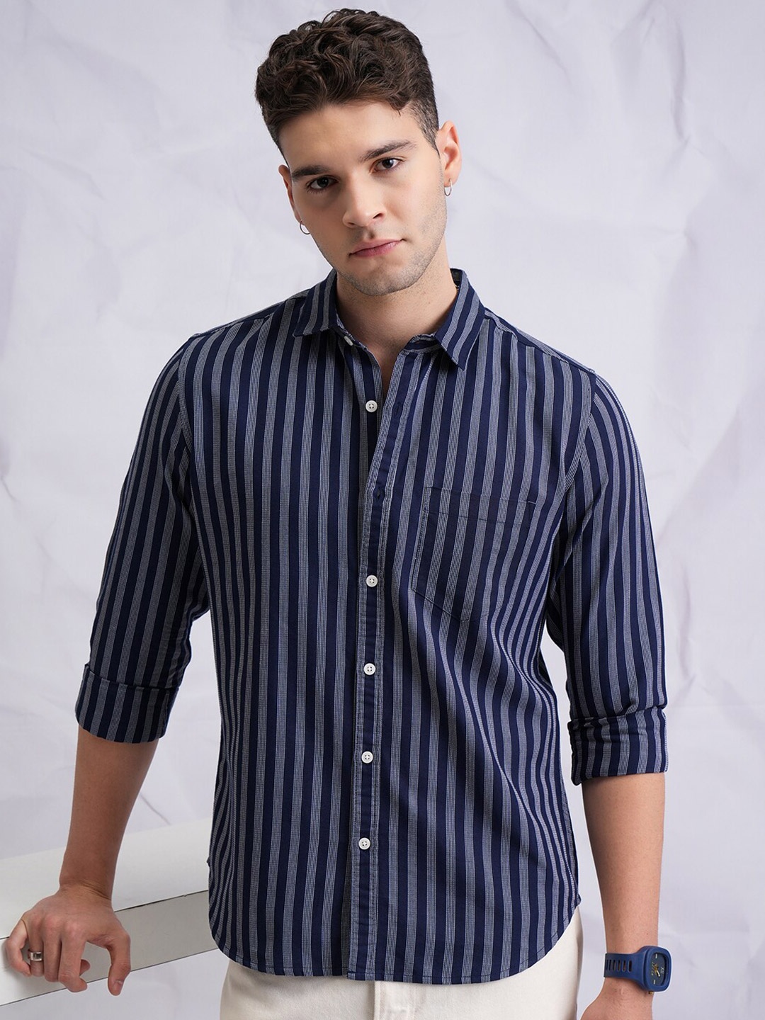 

Highlander Men Striped Slim Fit Shirt, Navy blue