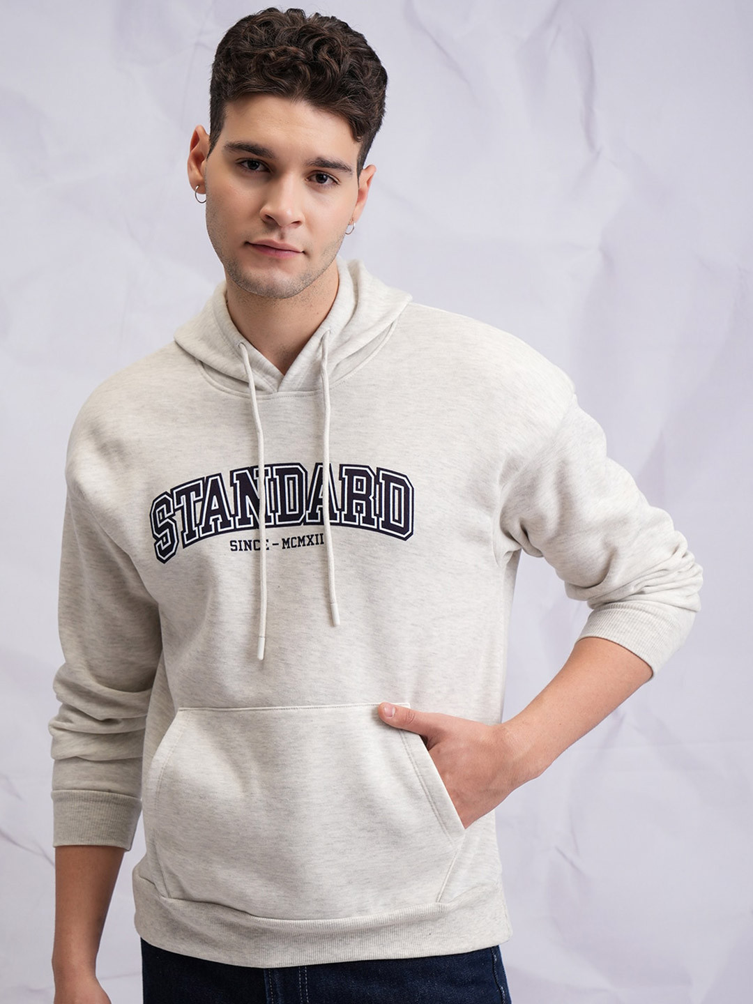 

HIGHLANDER Men Printed Hooded Sweatshirt, Grey