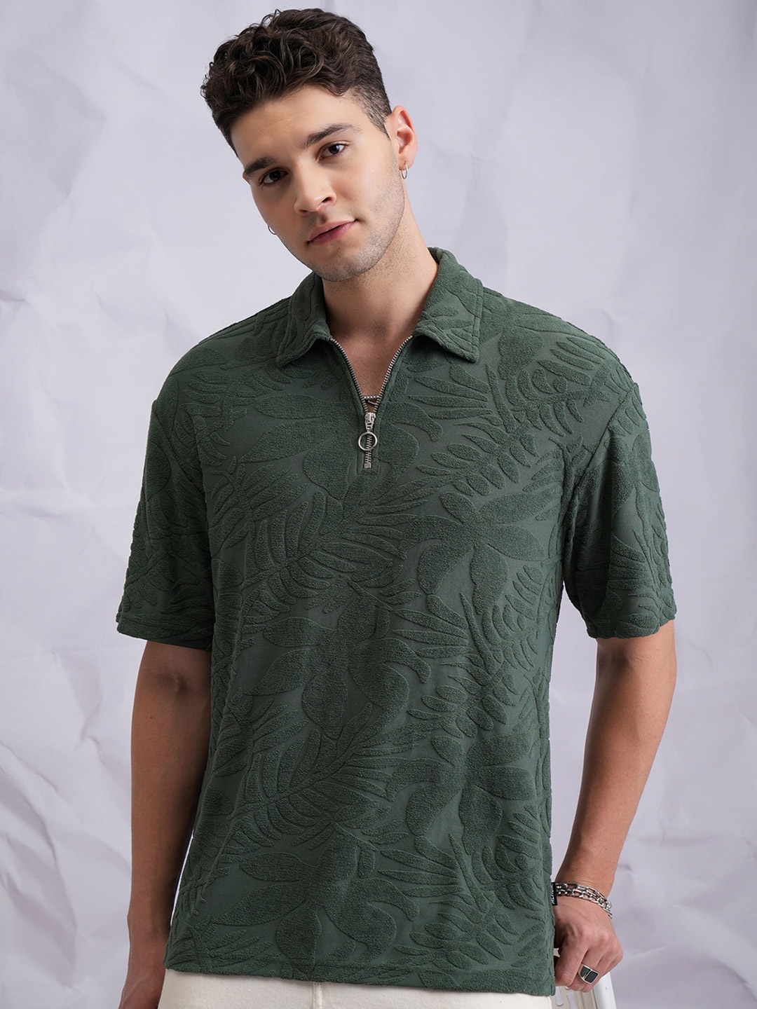 

HIGHLANDER Men Printed Polo Collar Pockets T-shirt, Green