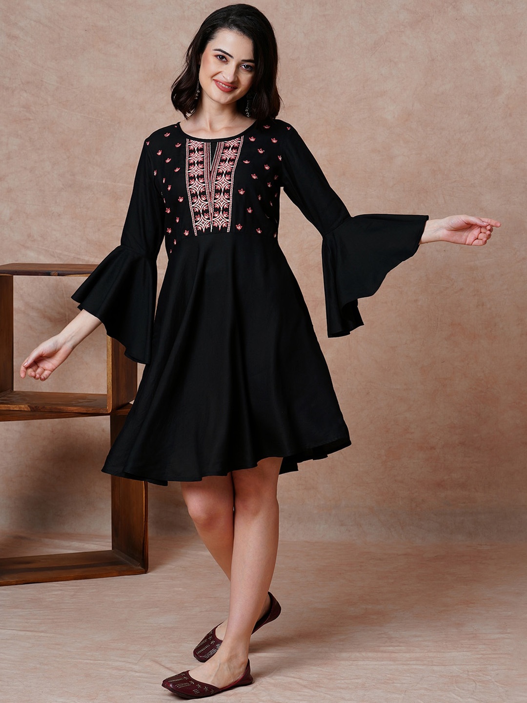

Globus Embroidered Yoke Bell Sleeves Fusion A-Line Dress, Black