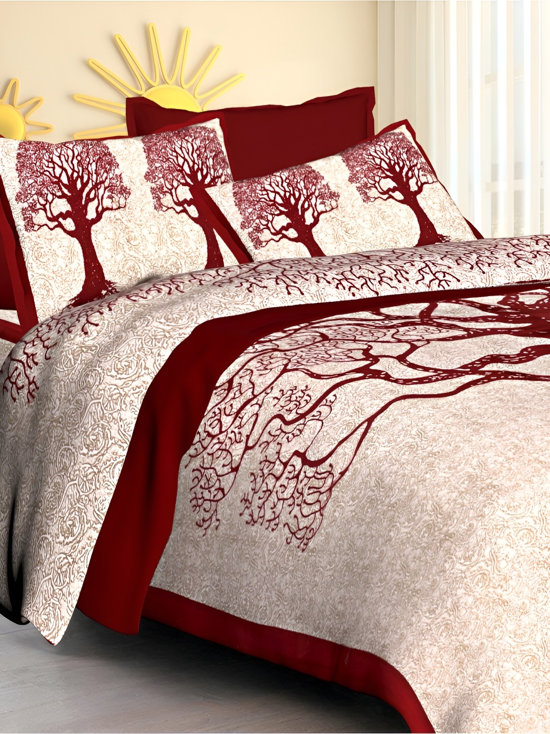 

POORAK Maroon & Off White Floral 104 TC Queen Bedsheet with 2 Pillow Covers