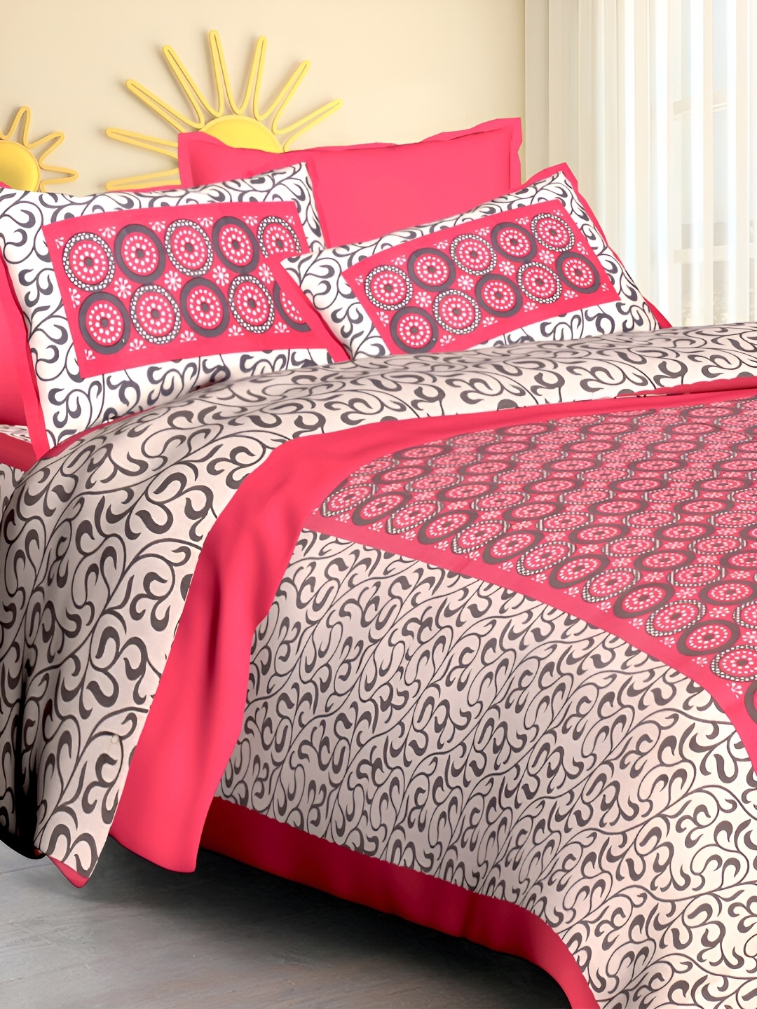 

POORAK Pink & White Geometric 104 TC Queen Bedsheet with 2 Pillow Covers