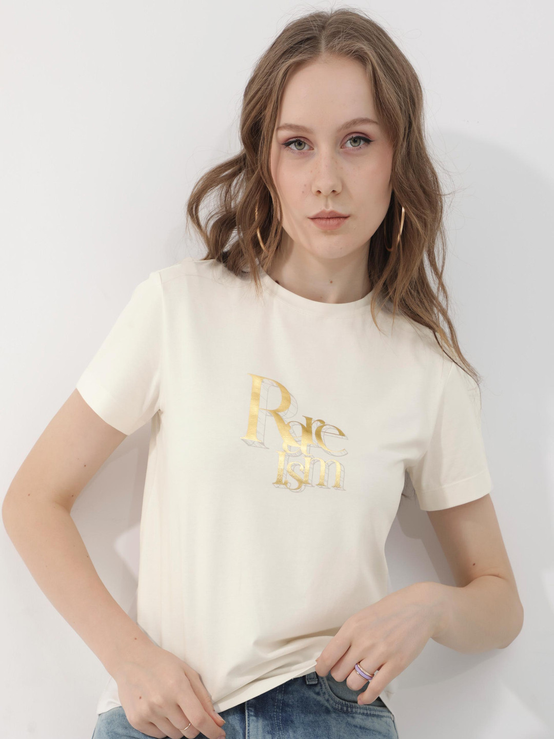 

RAREISM Women High Neck Pockets T-shirt, Off white