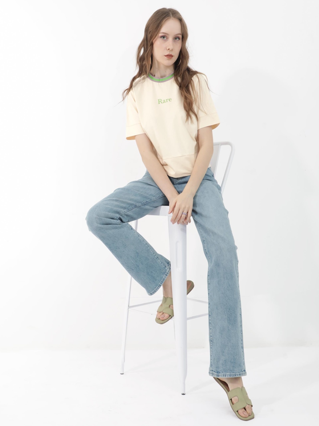 

RAREISM Women V-Neck Drop-Shoulder Sleeves Pockets T-shirt, Beige