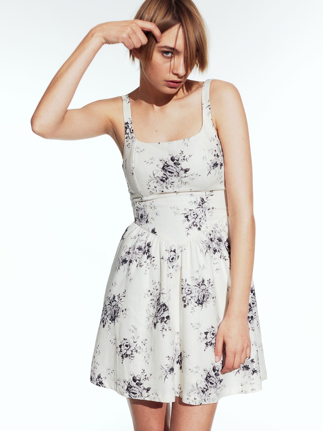 

H&M Linen-Blend Flared-Skirt Dress, White