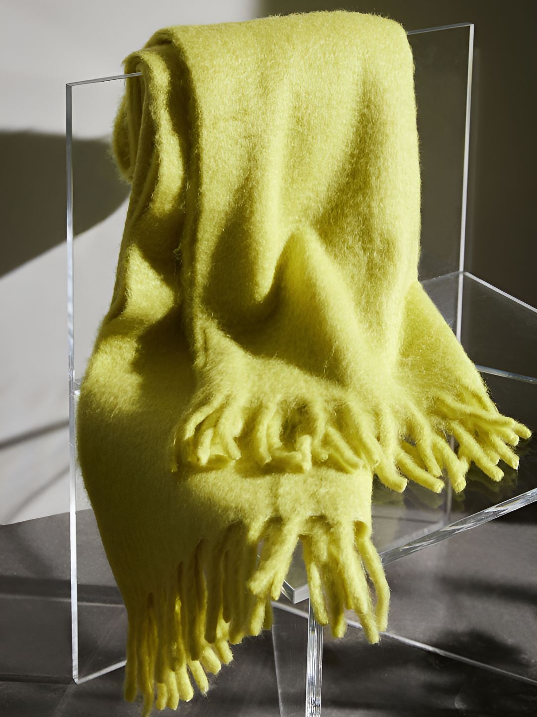 

H&M Green Wool Blend Blanket