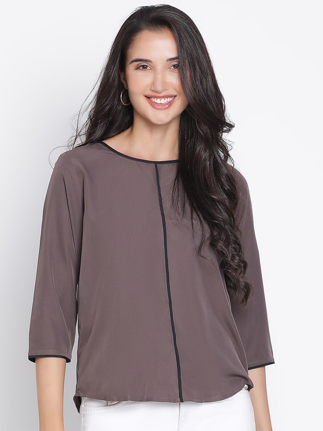 

DRAAX Fashions Round Neck Three-Quarter Sleeves Top, Grey