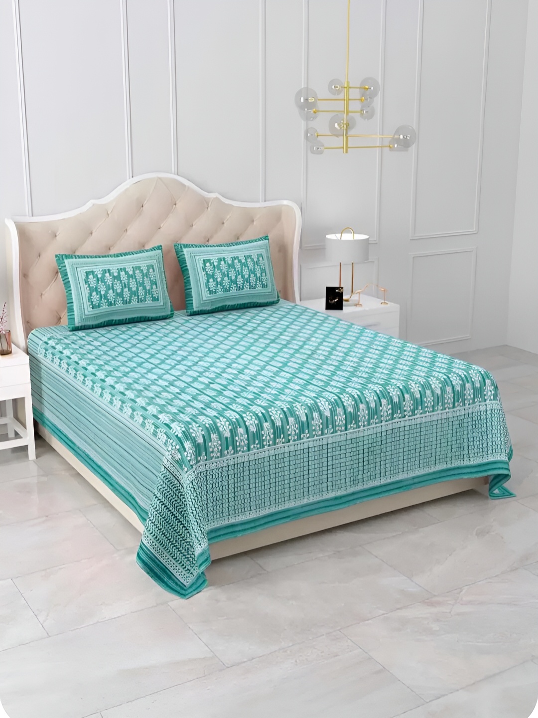 

Qfab Green & White Floral Printed Cotton 250 TC King Bedsheet With 2 Pillow Covers