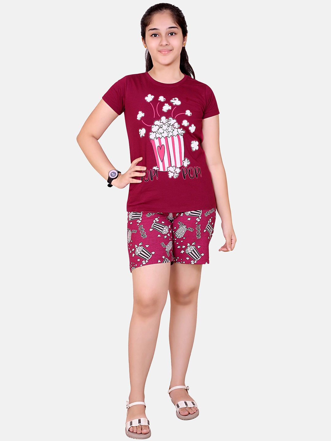 

BAESD Girls Printed Night suit, Red