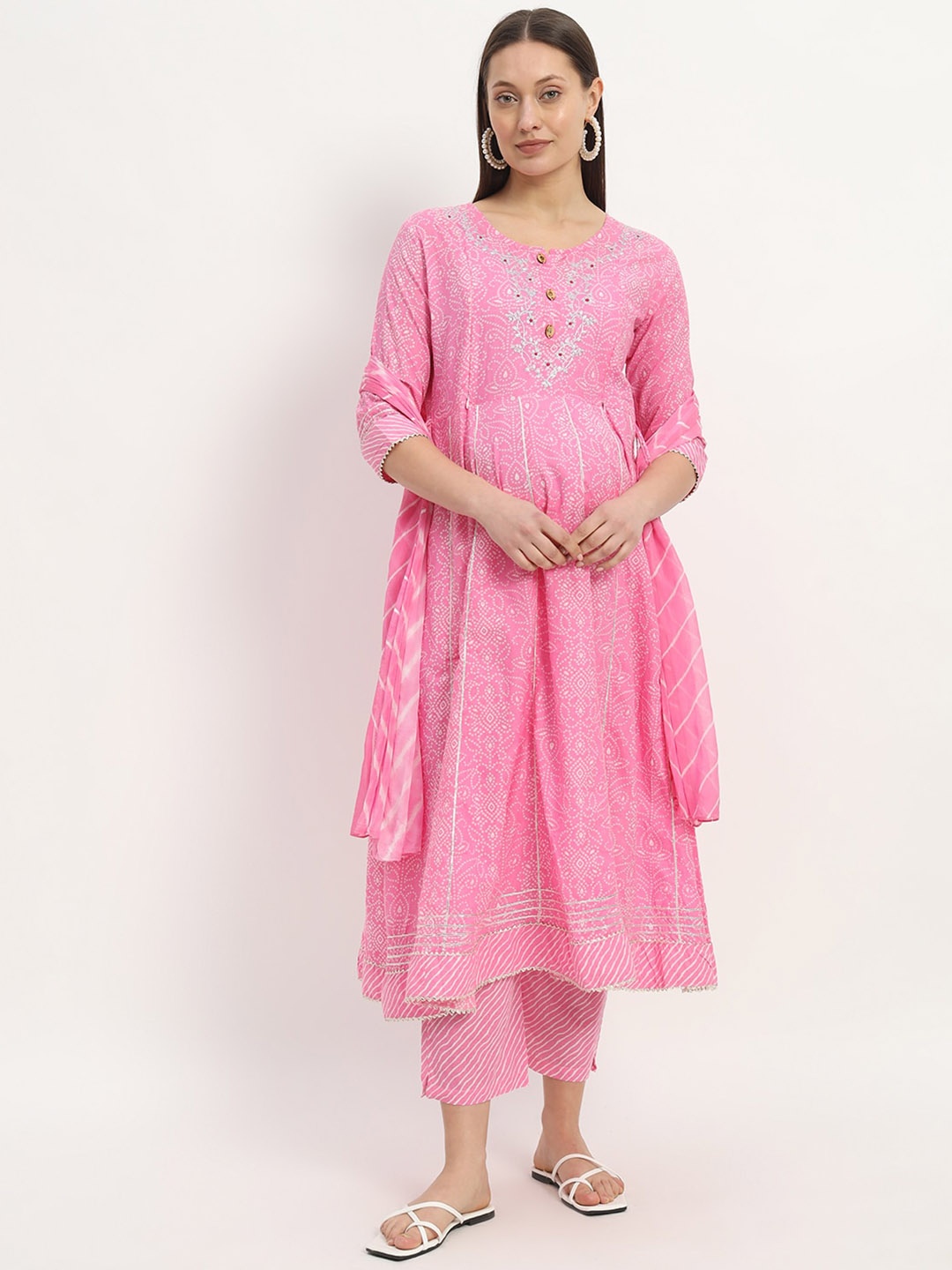 

mumzhug Women Floral Embroidered Regular Kurta with Trousers & With Dupatta, Pink