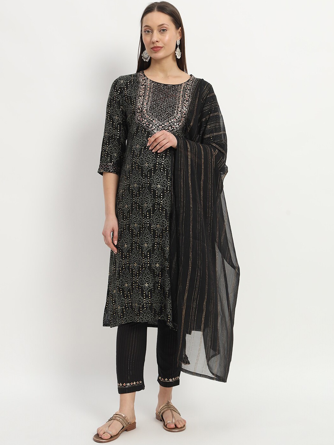 

mumzhug Women Floral Embroidered Regular Kurta with Trousers & With Dupatta, Black