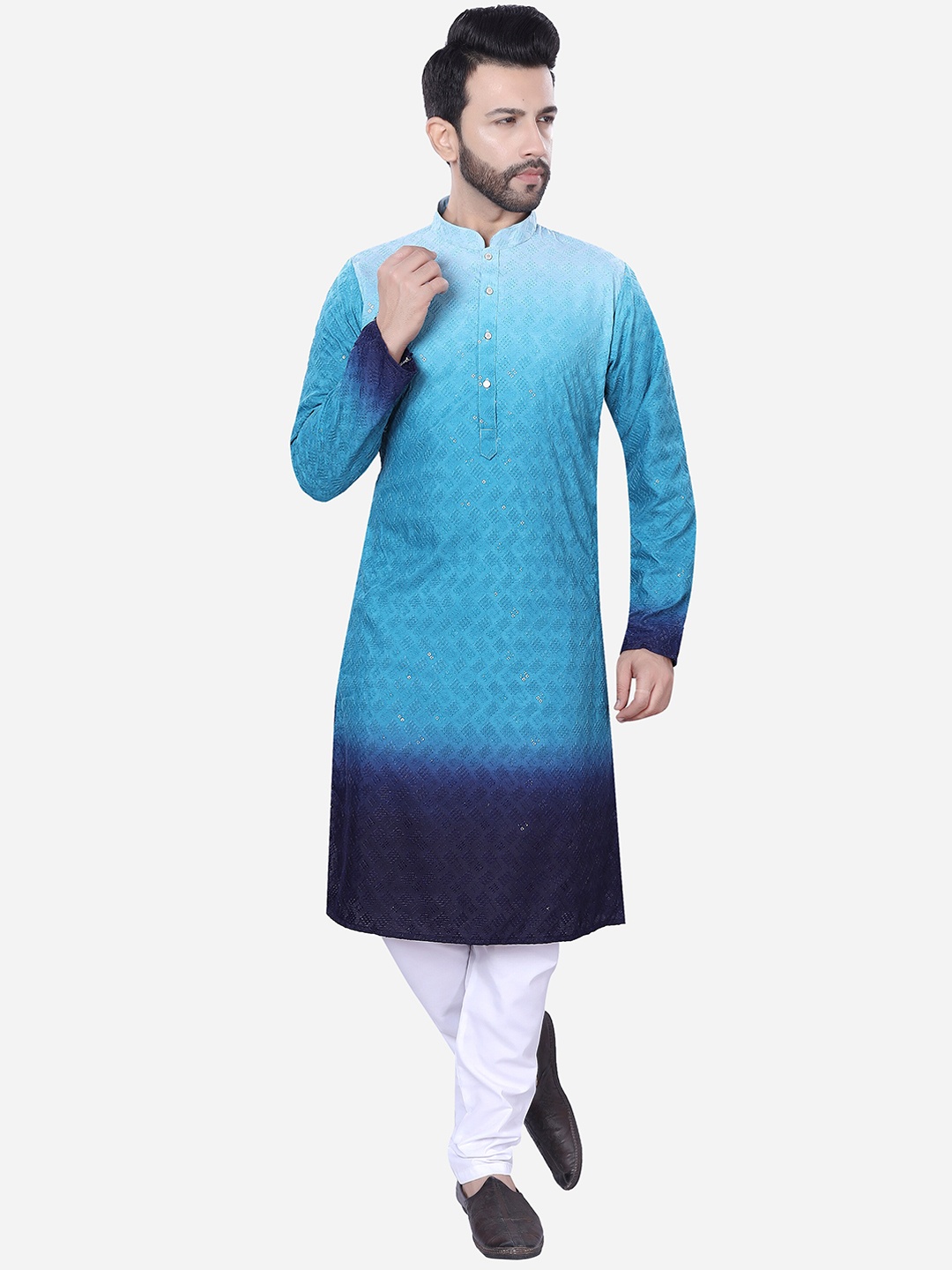 

Avaeta Ethnic Motifs Embroidered Regular Thread Work Kurta with Pyjamas, Blue