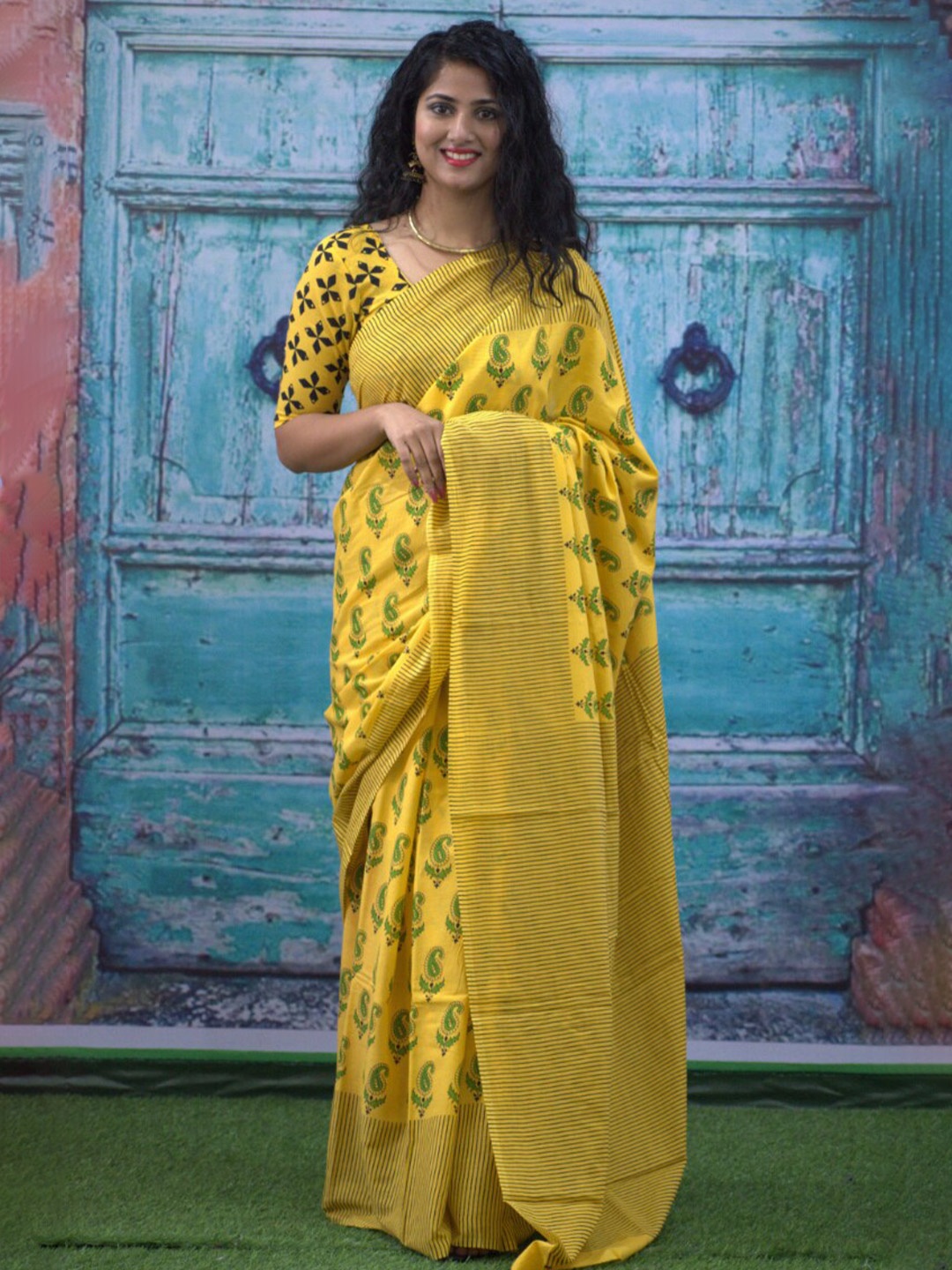 

GK FASHION Ethnic Motifs Printed Pure Cotton Saree, Yellow