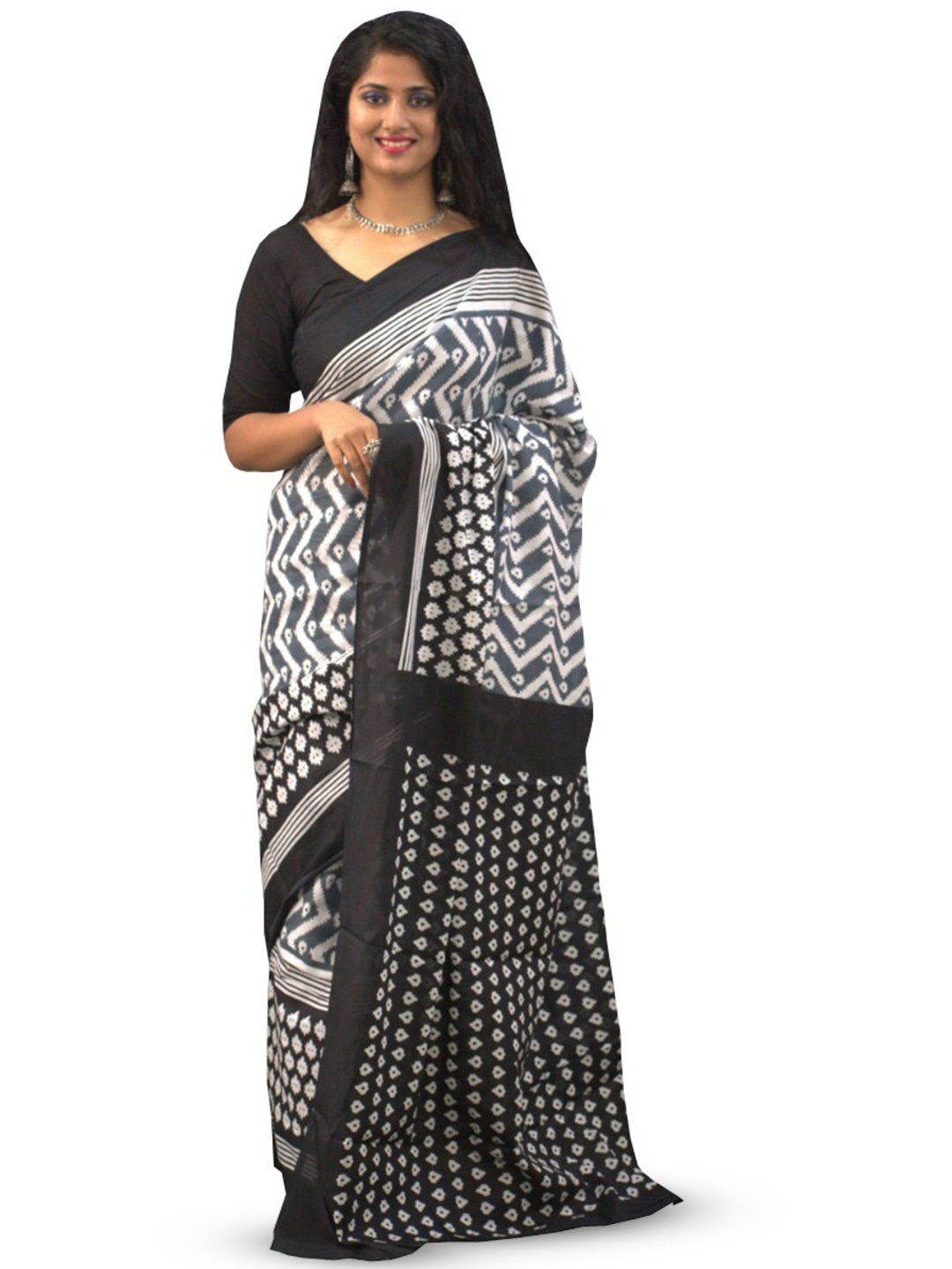 

GK FASHION Geometric Printed Pure Cotton Saree, Grey