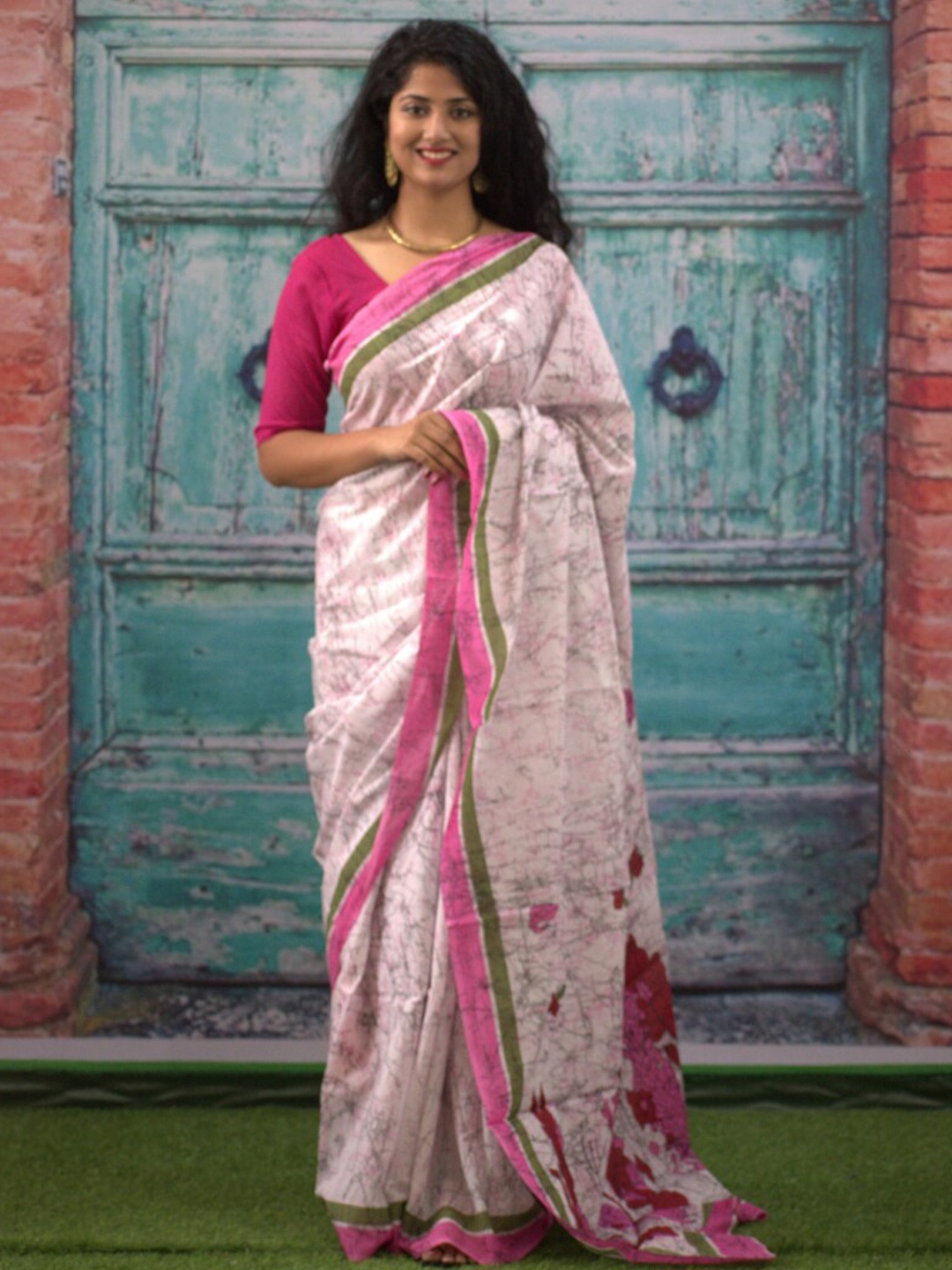 

GK FASHION Abstract Printed Pure Cotton Saree, Pink