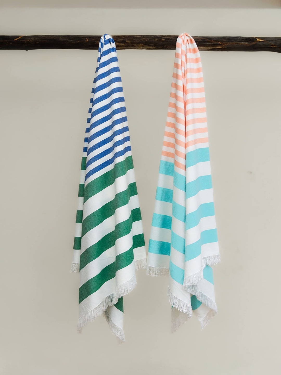 

MUSH Green and White 2 Pieces Striped 250 GSM Bamboo Bath Towels