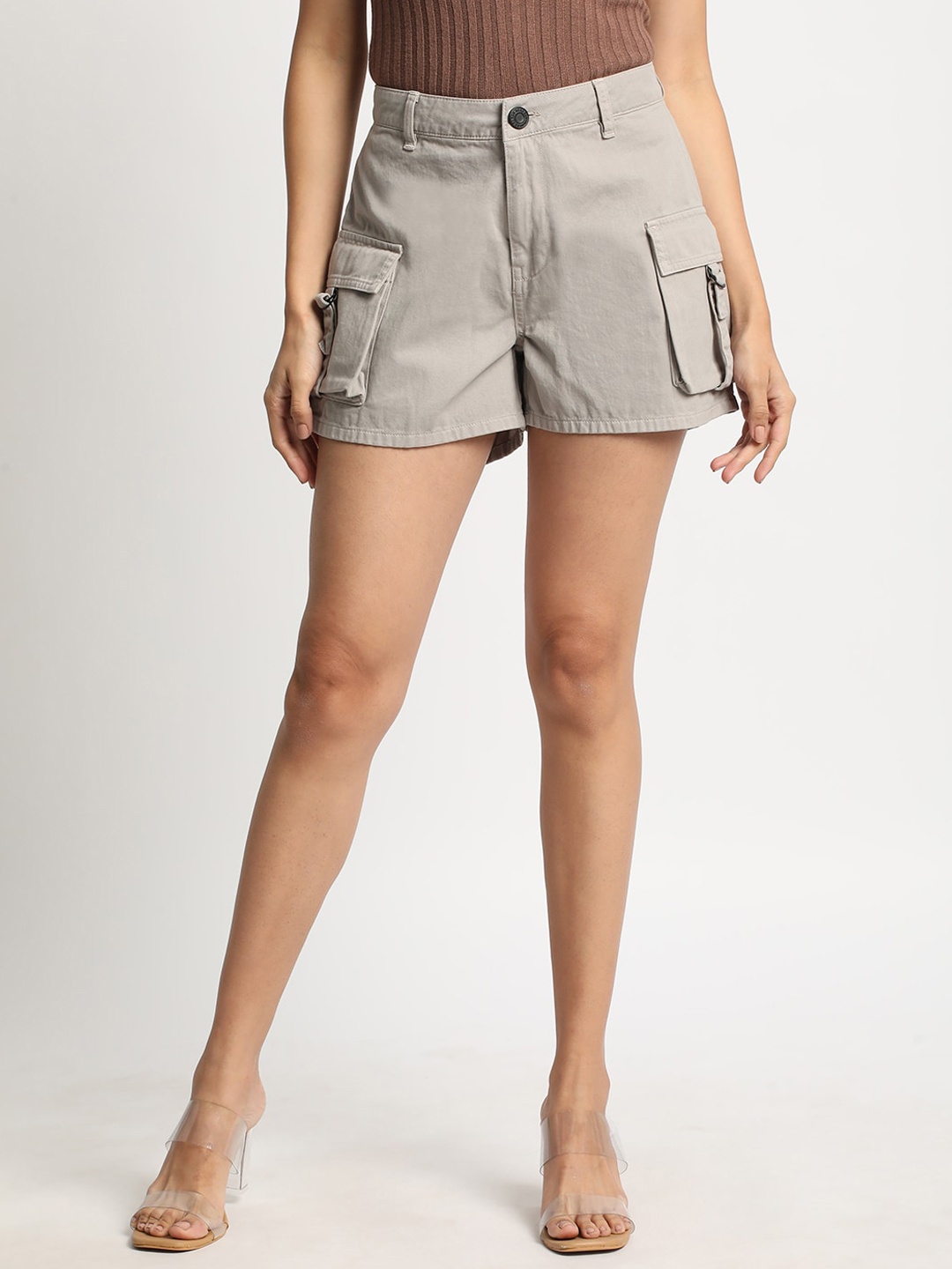 

Bene Kleed Women Regular Fit High-Rise Cargo Shorts, Silver