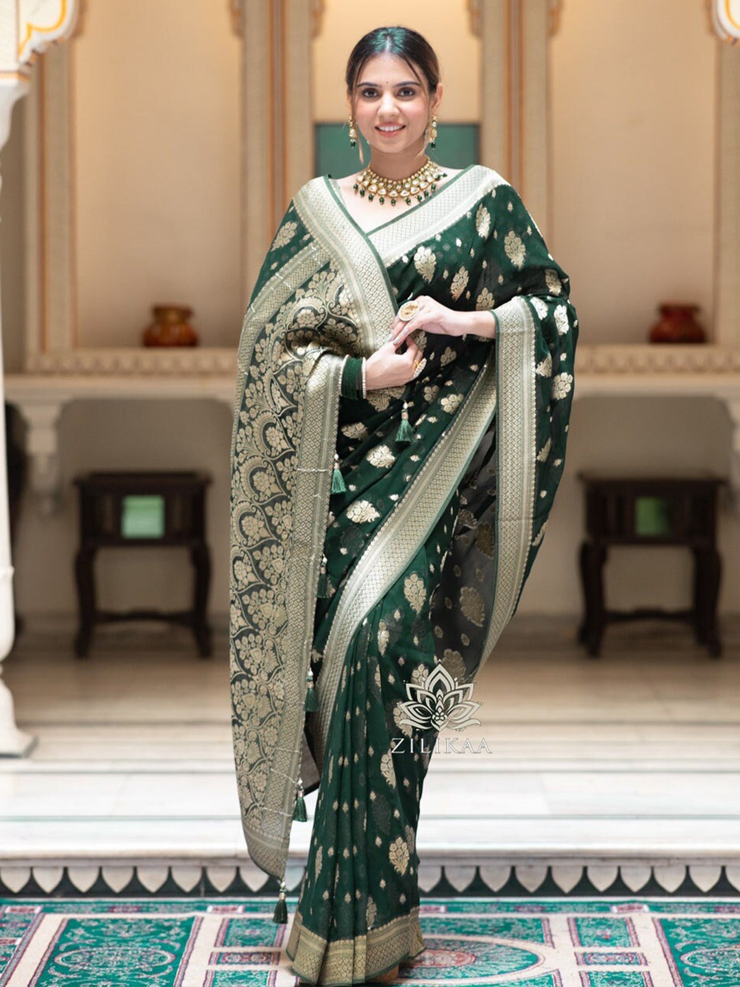 

GLORYANCE Ethnic Woven Design Zari Art Silk Banarasi Saree, Green
