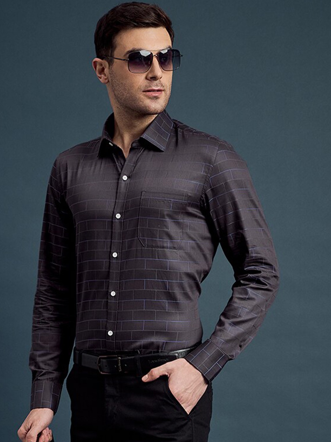 

LOUIS STITCH Men Comfort Grid Tattersall Checks Opaque Formal Shirt, Grey
