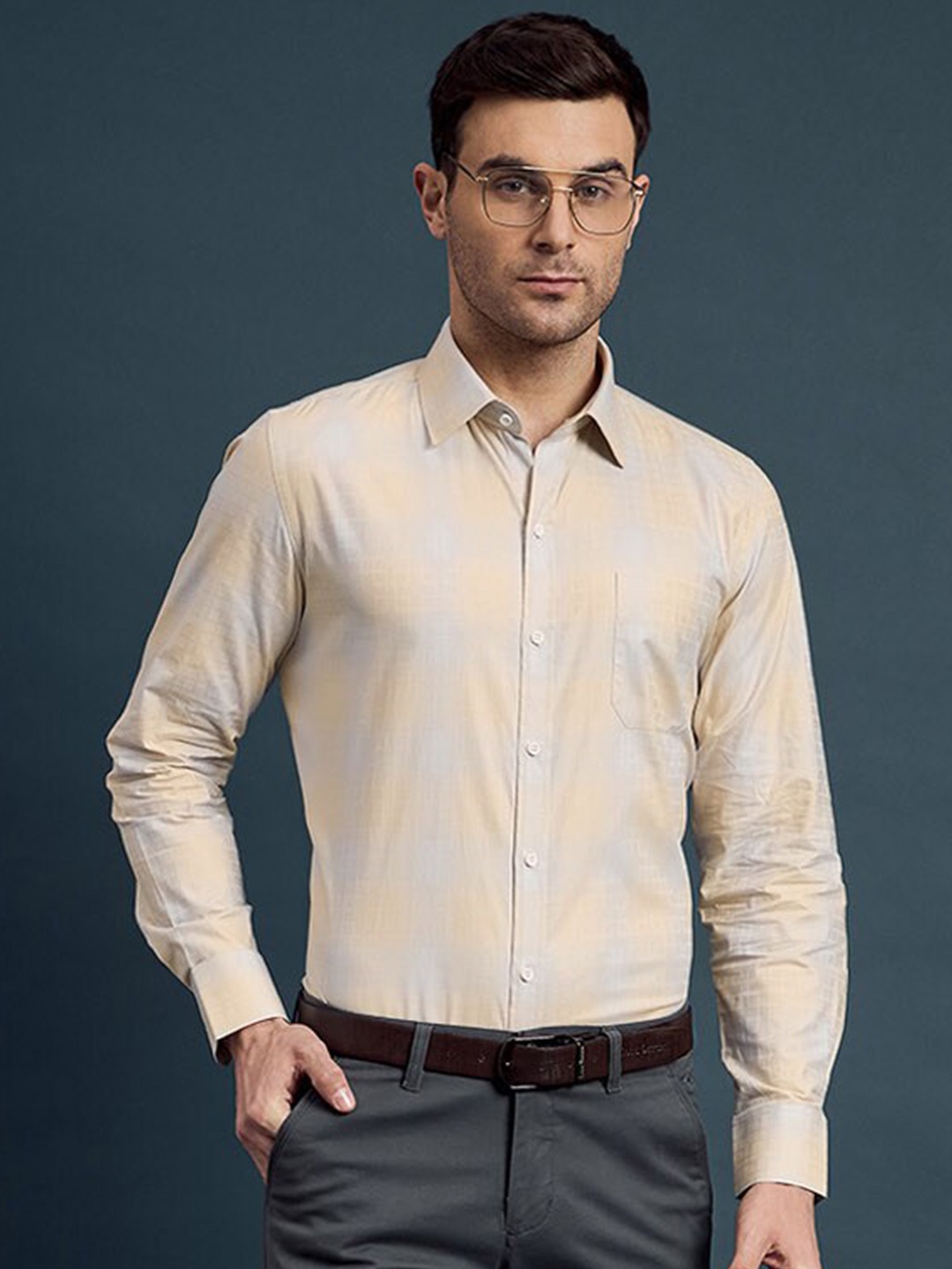 

LOUIS STITCH Men Comfort Opaque Checked Formal Shirt, Yellow