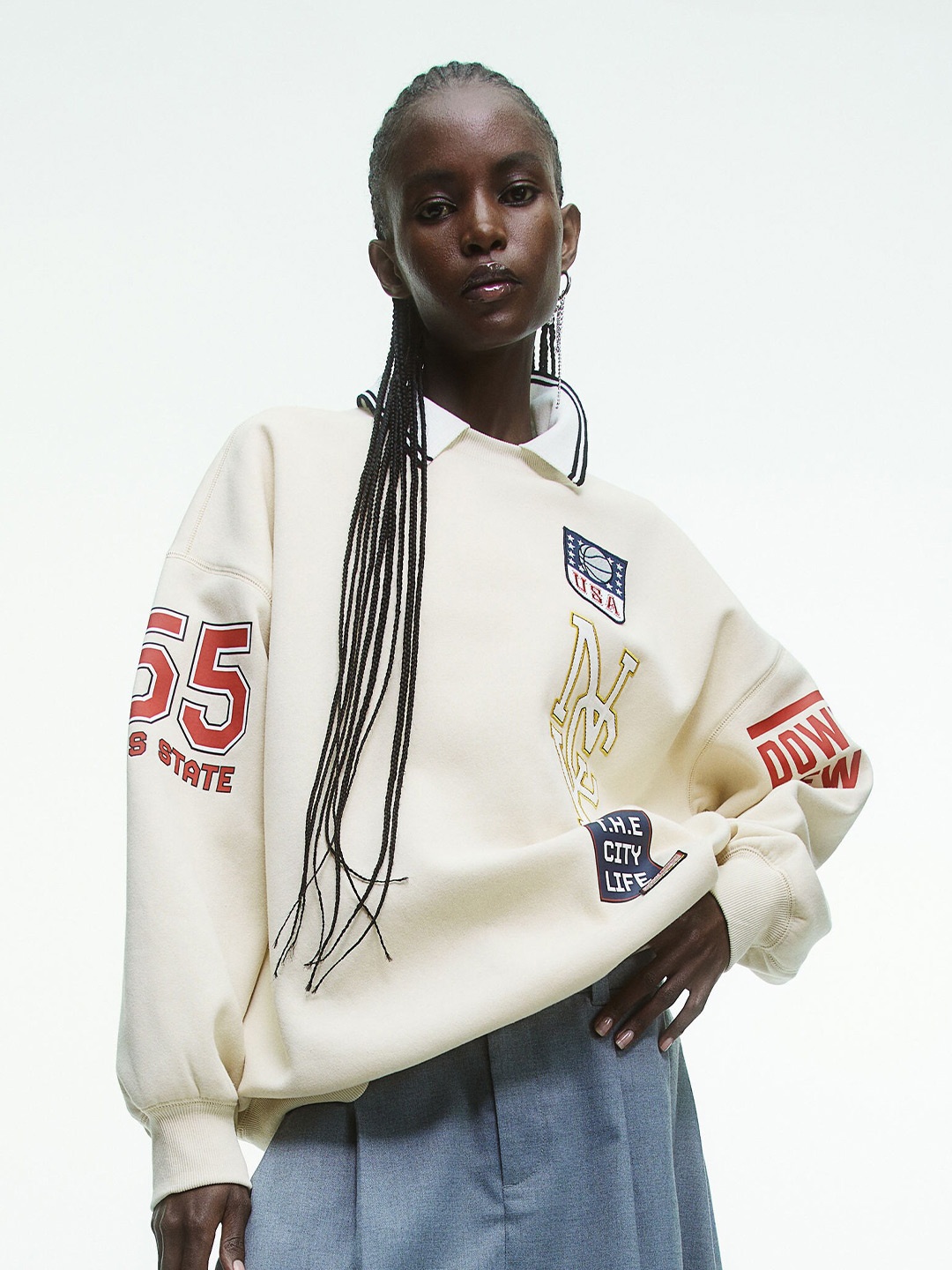

H&M Women Printed Oversized Sweatshirt, Beige