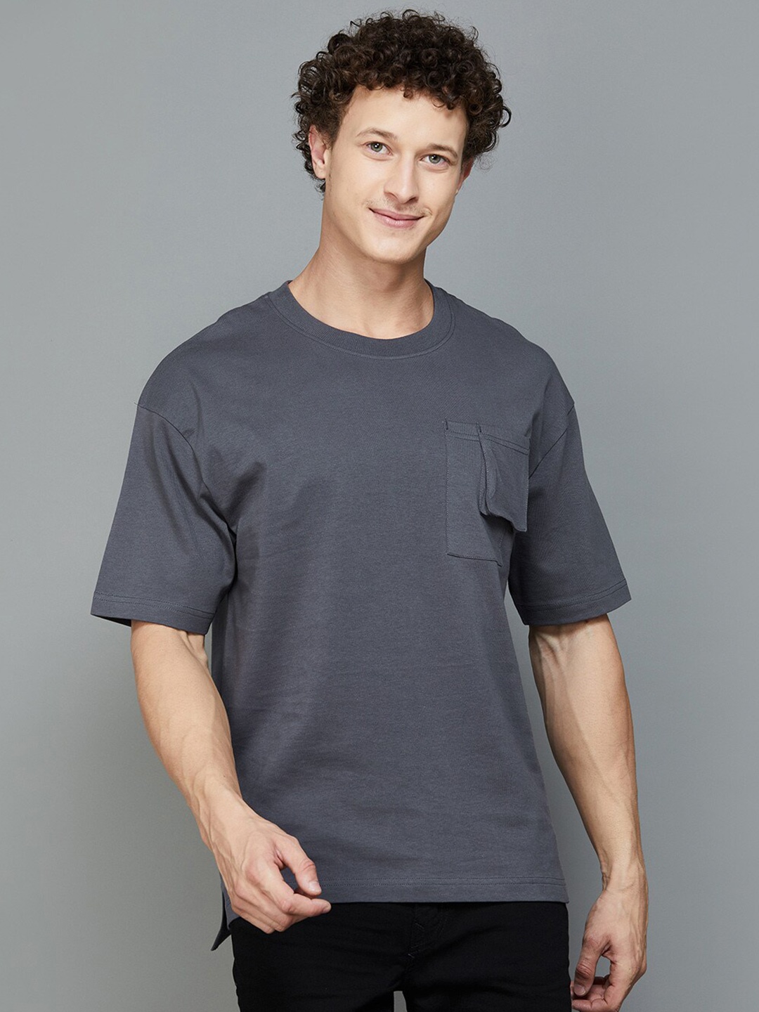 

Forca by Lifestyle Men Solid T-shirt, Grey