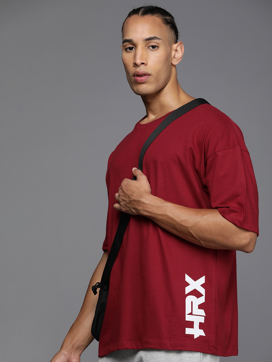

HRX by Hrithik Roshan Men Printed Oversized Drop-Shoulder Sleeves Pure Cotton T-shirt, Maroon